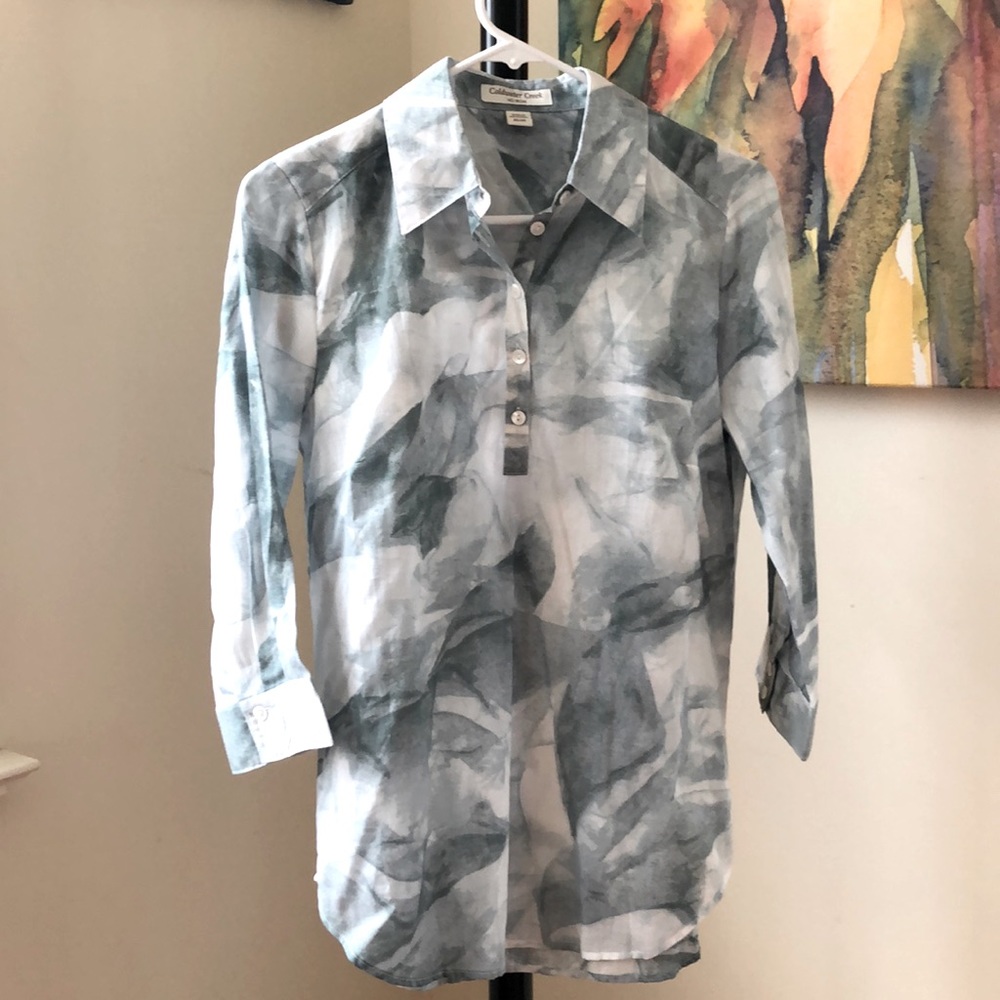 Like-new Coldwater Creek No-iron 100% Cotton Henley Top with 3/4 cuffed sleeves